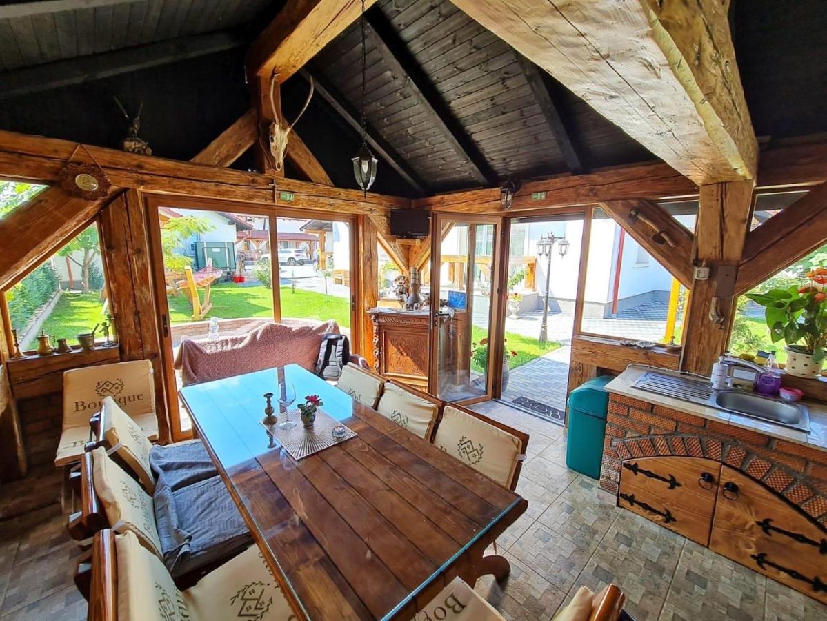 Boutique Vila Кристиан Екстериор снимка